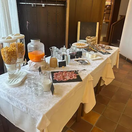 Frühstückspension Foresteria Sopra Le Nuvole 3*